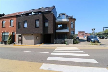 Appartement te huur - Foto 2