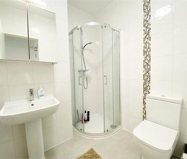 Studio to rent - Photo 6