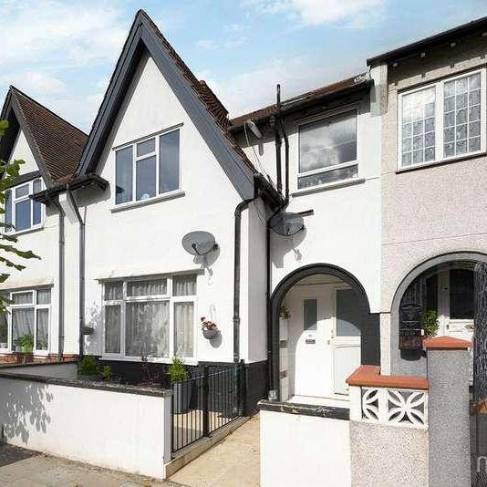 Alyth Gardens, Temple Fortune, NW11 - Photo 1