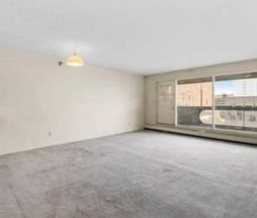 1 Br Heart of Downtown Calgary - Photo 4