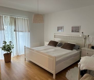 Moderne 3.5-Zimmer-Wohnung an ruhiger Lage - Photo 2
