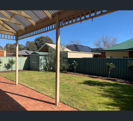 5 Prion Circuit, Mawson Lakes, SA 5095 - Photo 3