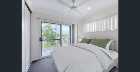 FULLY FURNISHED, DESIGNER STUDIO APARTMENT – BILLS INCLUDED! - Photo 3