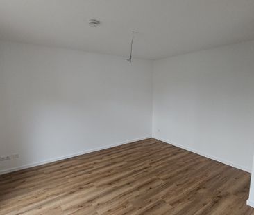 VERMIETUNG EINER GROßZÜGIGEN 4 ZIMMER- WOHNUNG IN HILLE - HOLZHAUSEN - Photo 5