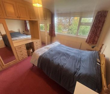 3 bedroom semi-detached house to rent - Photo 5