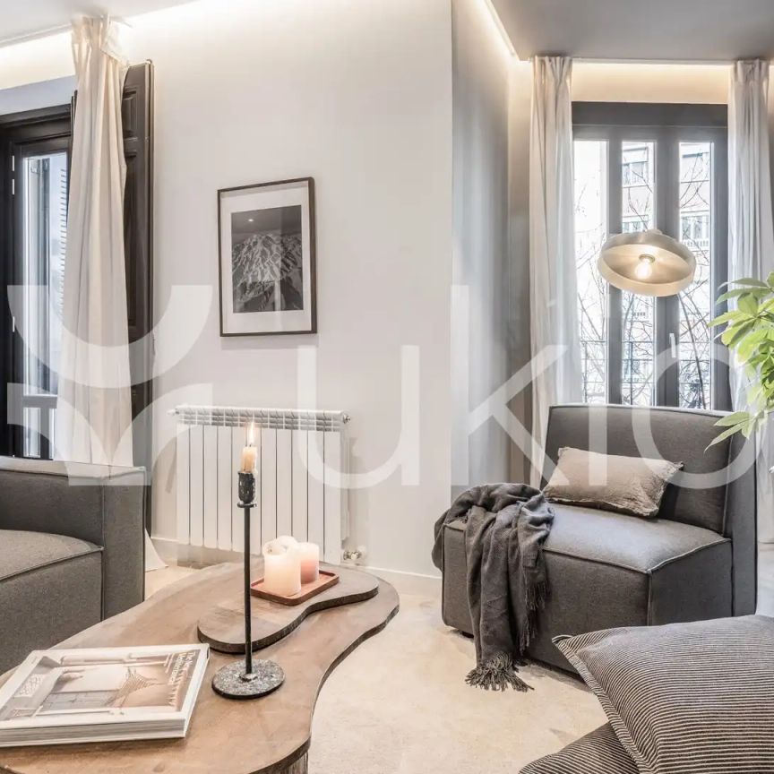 Apartamento de alquiler en Calle de Luchana, Trafalgar - Foto 1