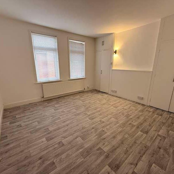 Burgess Road, SO16 - Photo 1