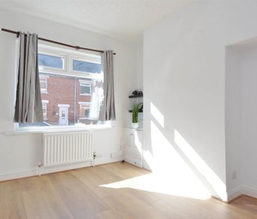 142 Greenville Road, off Grand Parade, BELFAST, BT5 5JY - Photo 1