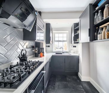 3 bedroom terraced house to rent - Photo 4