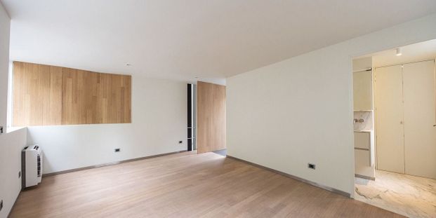 Woning te huur in Antwerpen voor € 2.750 met 3 slaapkamers - Photo 1
