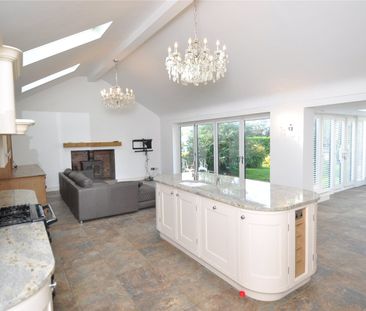 Church Farm, Church Lane, Thurstaston, Wirral, CH61 0HW - Photo 2