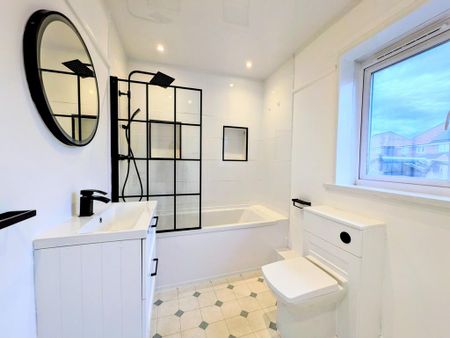 2 bedroom terraced house to rent - Photo 4