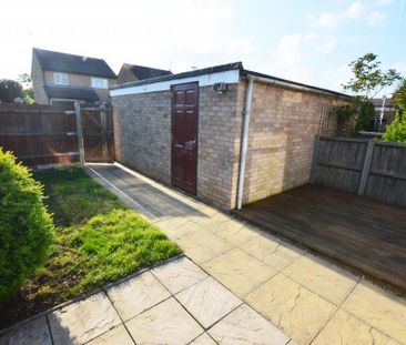 3 bedroom end of terrace house to rent - Photo 1