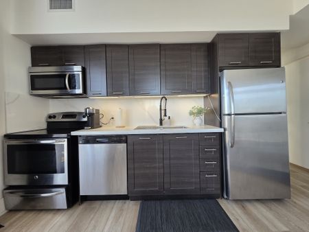 For Lease - 2212 Lake Shore Boulevard Unit# 3106, Toronto, Ontario - Photo 3