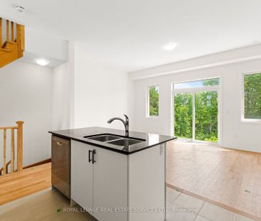 For Lease - 7 Inverary Crescent, Vaughan, Ontario - Photo 5