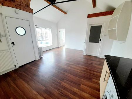 1 bedroom flat to rent - Photo 3