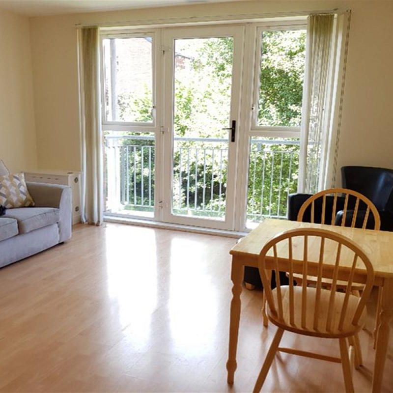 Apt 6 99-101 Eglantine Avenue, Belfast BT9 6RW - Photo 1