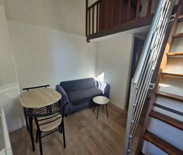 Location Appartement 1 pièce 9m² - Photo 2