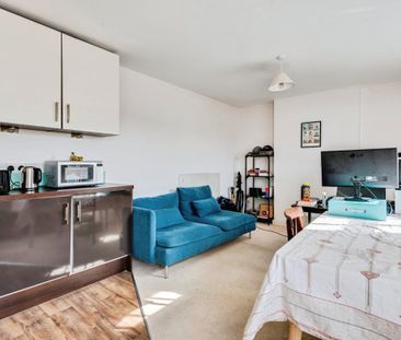 Market Place - Photo 2