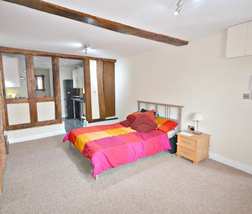 Studio to rent - Photo 5