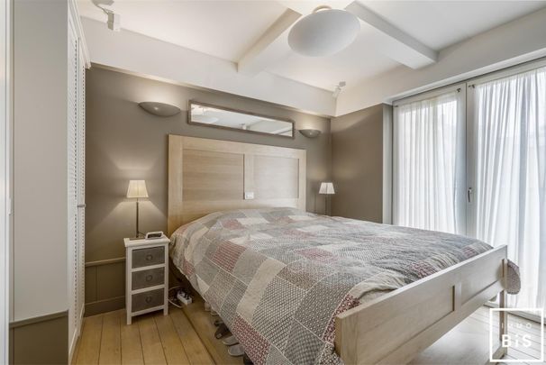 Mooi gemeubeld 3 slaapkamer appartement gelegen op een boogscheut van de Zeedijk in het Zoute - Photo 1