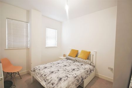 2 bedroom apartment to rent Oriel Road, Cheltenham, GL50 - Photo 2