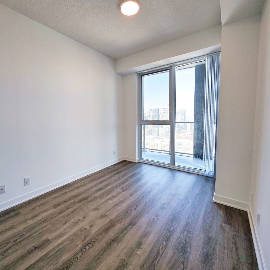For Lease - 180 front Street Unit# 3915, Toronto, Ontario - Photo 1