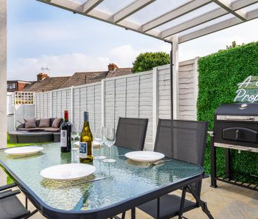 6 bedroom terraced house to rent - Photo 6