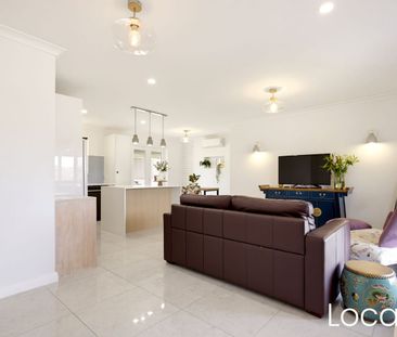 Renovated family home with a big backyard and alfresco - Photo 3