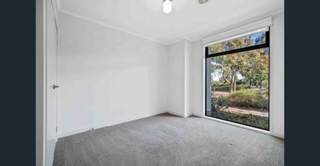 Comfortable, convenient living in Lucas location! - Photo 2