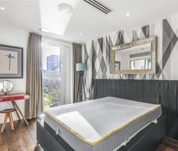 Central Avenue, London, SW6 - Photo 3