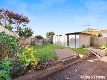 147 First Avenue, Rosebud, VIC 3939 - Photo 5