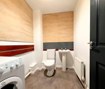 3 bedroom terraced house to rent - Photo 6