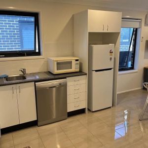 Two Bedroom Granny Flat in Mascot - Photo 3