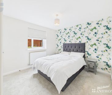 2 bedroom ground floor flat to rent - Photo 2