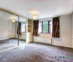 2 BEDROOM House - Mid Terrace - Photo 4