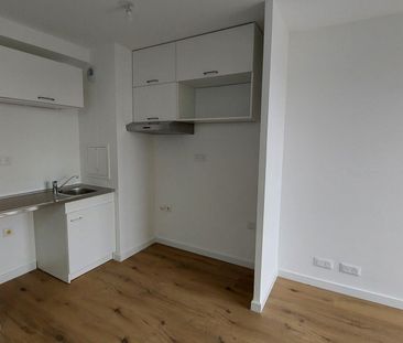 location Appartement T2 DE 45.48m² À BRIE COMTE ROBERT - Photo 4