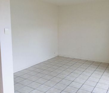 Location Appartement 3 pièces 73m² - Photo 3