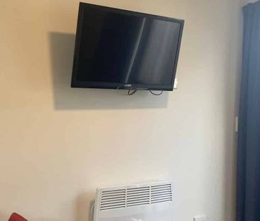 2/68 Normandy Avenue - Photo 2