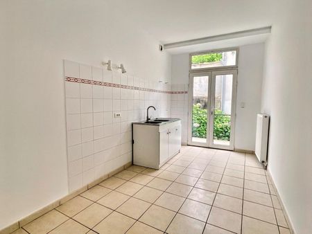 Location Appartement 4 pièces 96m² AUBENAS 07200 - Photo 5