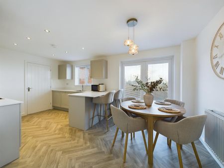 4 bedroom detached house to rent - Photo 5