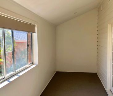 One Bedroom Beauty in Taree West! - Photo 1