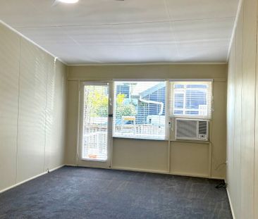 A Charming Coastal Villa - Photo 1