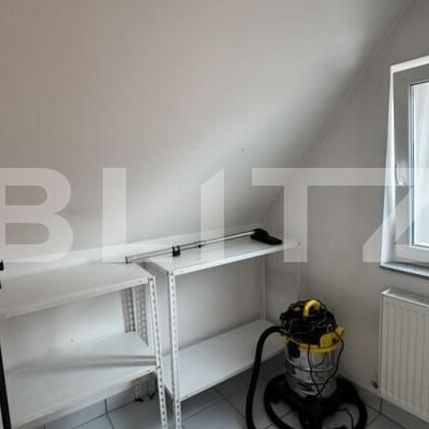 Apartament 4 camere, 130 mp plus terasa, in imobil tip vila, mobilat modern, AC - Fotografie 1