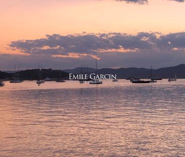 Villa à la location pieds dans l'eau -Saint -Tropez - Baie des Canoubiers - Photo 1