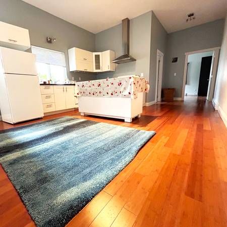 Large 1 Bedroom Suite In Pemberton - Photo 1