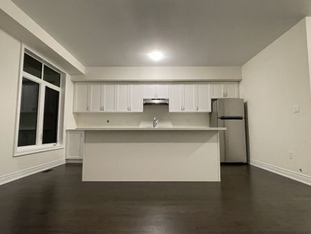 For Lease - 27 Thomas Hope Lane, Markham, Ontario - Photo 2