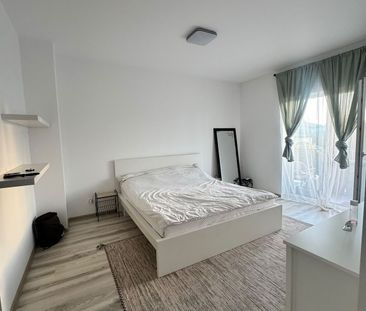 De închiriat: Apartament modern de 2 camere în Northlight Residence - Fotografie 3