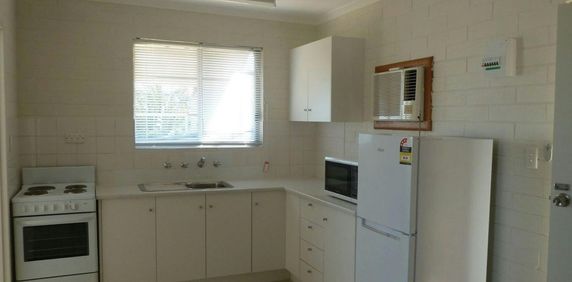 Furnished One Bedroom Unit - Photo 2