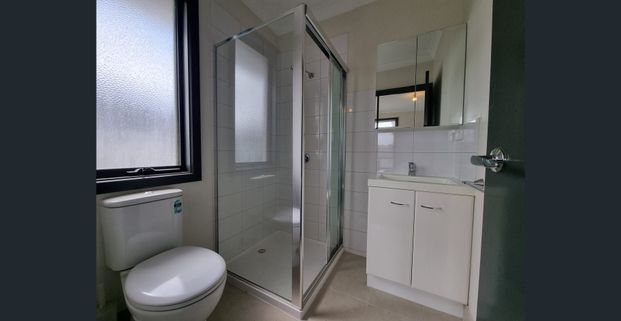 Room Available - All Bills Included In Rent - Photo 1